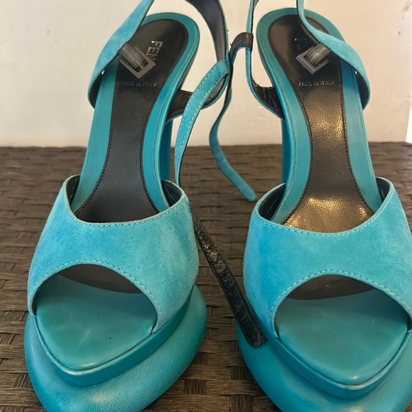 Turquoise Fendi Sandle with Platform - Picture 1 of 5